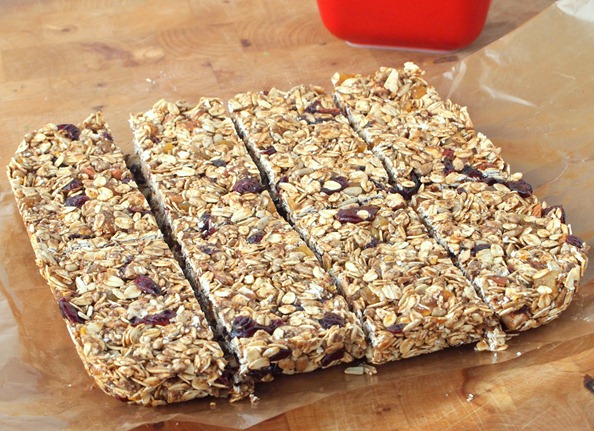 Chewy Almond Granola Bars